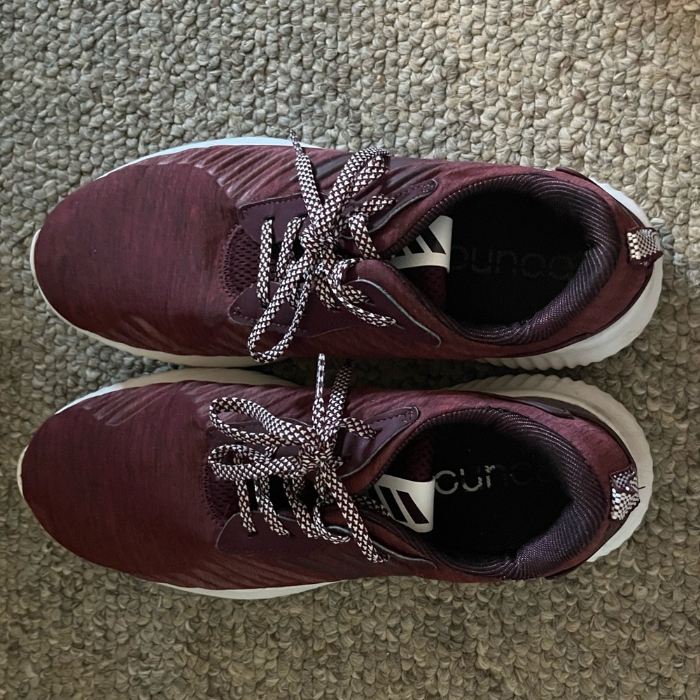 Adidas alphabounce sneakers